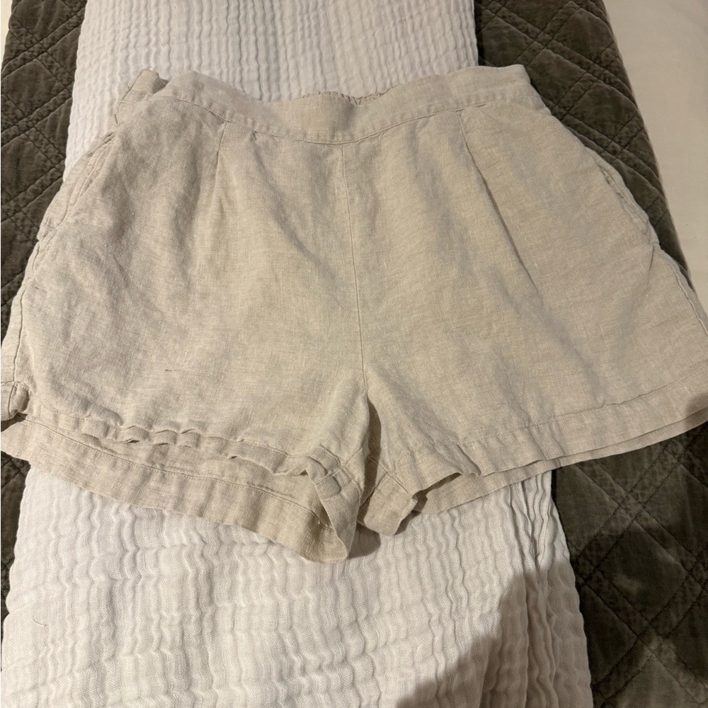 Madewell khaki shorts
